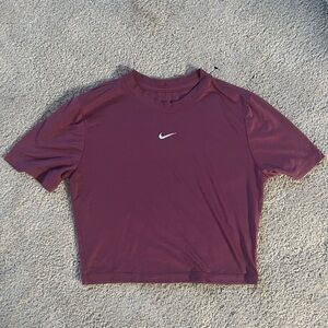 Nike Womens Crop Top